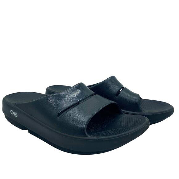 Oofos Black Rubber Slip-On Sandals Comfort Recovery Easy Women's size 7 - Picture 1 of 7